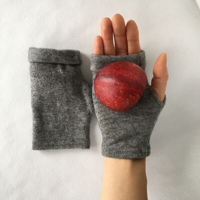 Cashmere Mitts Cropped - Charcoal