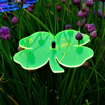 Grand ornement de décoration de jardin 'Lucky Shamrock' 2