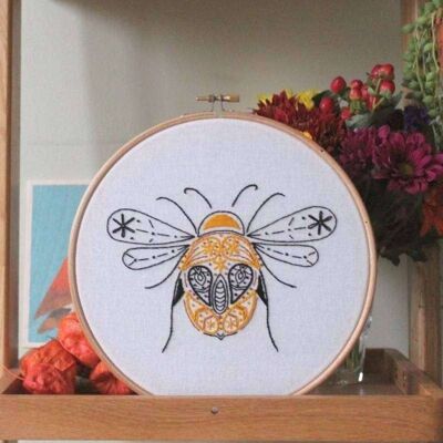 Kit de bordado de abeja