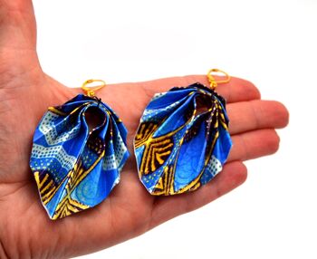 Boucles d'oreilles papier pliage origami imprimé motifs wax africain feuille bleu jaune 2