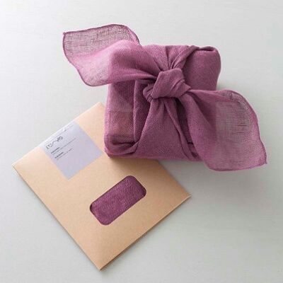 Furoshiki bed of wine gift wrap