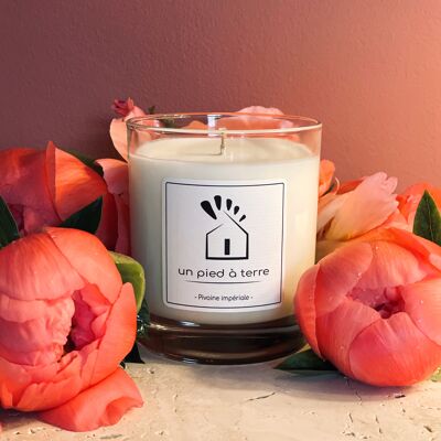 "Imperial Peony" scented candle - 210 (wax weight)