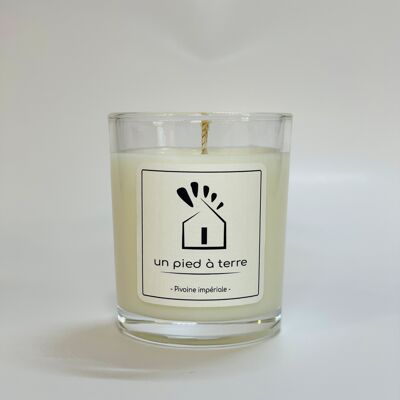"Imperial Peony" scented candle - 70 (wax weight)