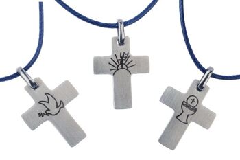 Petits pendentifs croix avec gravures laser 1