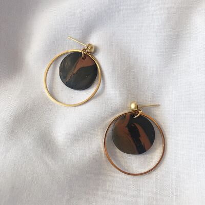 Aretes de aro con bola de oro y mármol marrón y negro Jessie