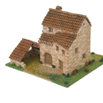 Building Kit Traditional Southern European House with Well Stone