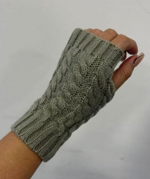 Light Grey Knitted Finderless Gloves