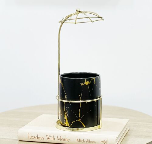 Black and Gold Marble Design Pot with Gold Umbrella Detail