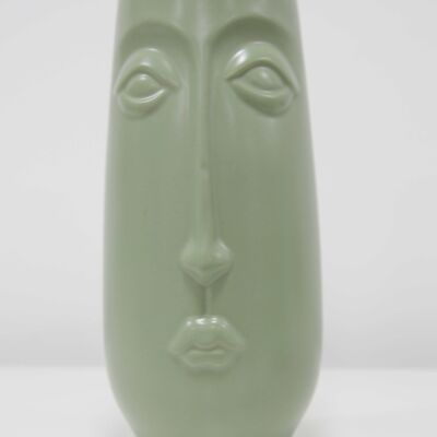 22.5cm Tall Face Vase