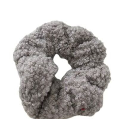 Hellgrauer Teddy Scrunchie