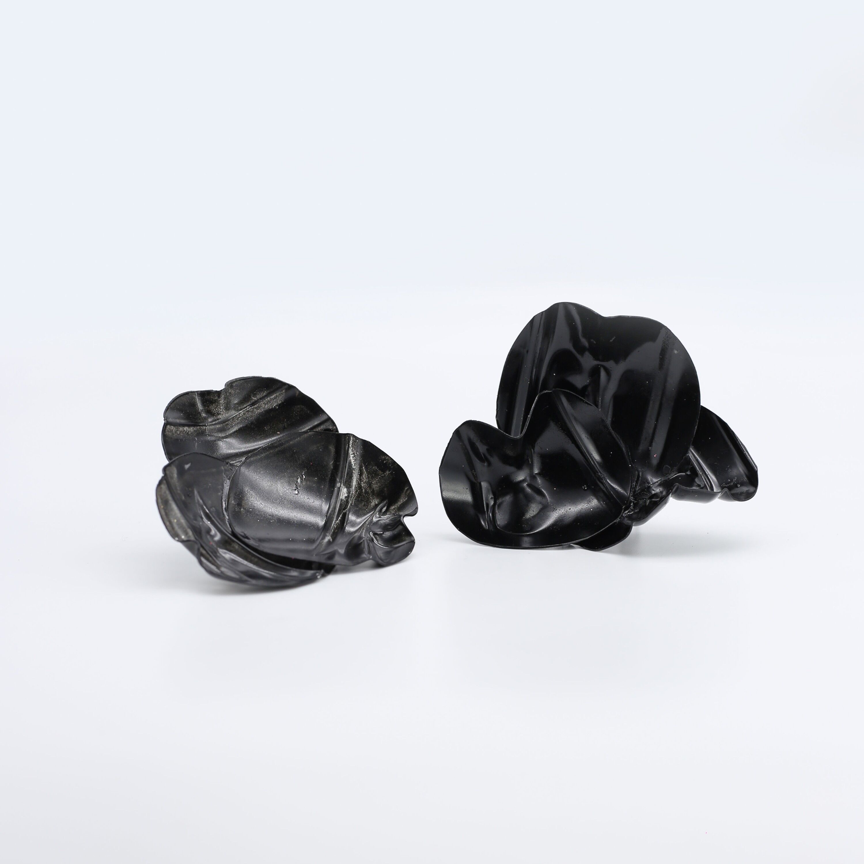 Orecchini Grandi con 3 Foglie di Ninfea - Dipinti a Mano di Nero