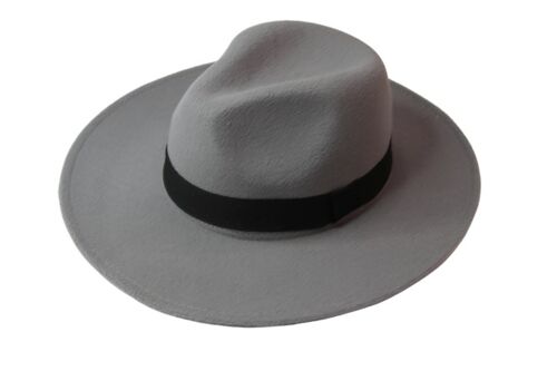 Grey Fedora Felt Hat With Poly Band