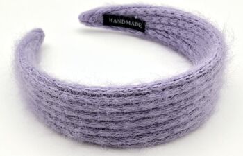Bandeau en tricot pelucheux lilas