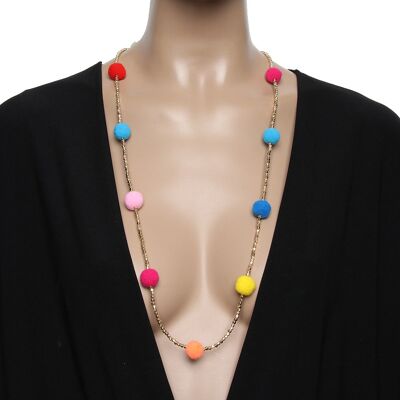 Collier doré à pompons et perles