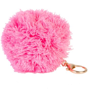 Porte-clés pompon en tricot rose