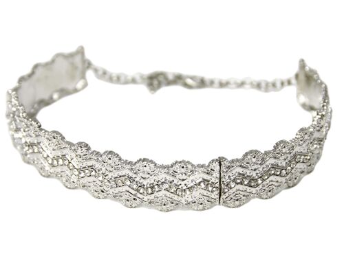Thick metal choker with diamante