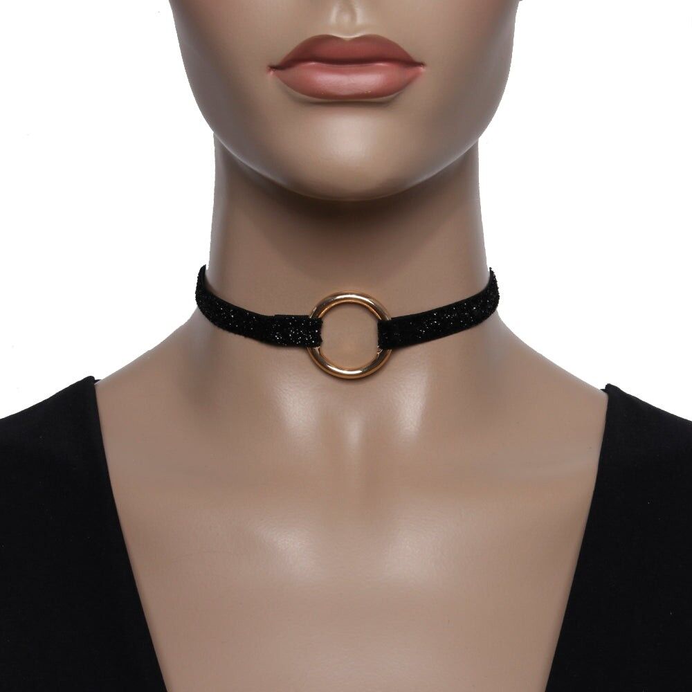 Black choker shop with gold ring