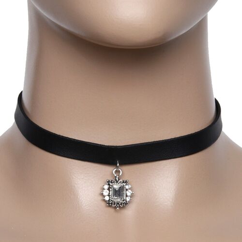 Choker with Jewel Detail