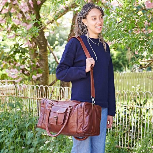 Large Brown Leather Holdall with Zipped Pockets