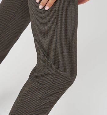 Pantalon de longueur cheville à motif à carreaux marron-bleu 4