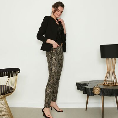 High waist slim fit pants in warm earth tones with a fancy animal print