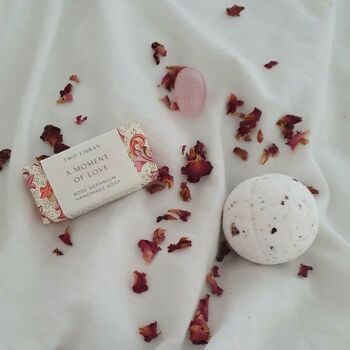 A Moment of Love - Ensemble-cadeau de mini-bombes de bain en quartz rose 7