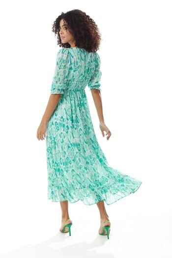 Liquorish Floral Maxi Robe en Mousseline de Soie en Vert et Blanc 5