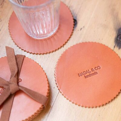 Pack of 6 leather coasters