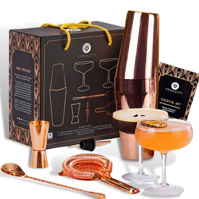 Elegantes Cocktail-Shaker-Set mit handgefertigten Cocktailgläsern