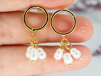 Boucles d'oreilles rondes NAIRA triple perle d'eau douce 5