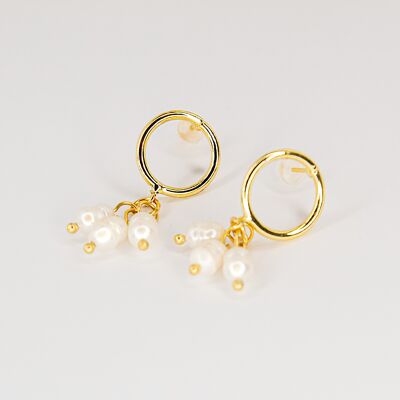 NAIRA tripple freshwater pearl gold circle stud earrings