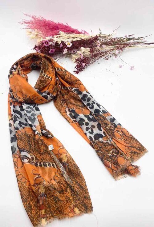 Foulards motifs leopards