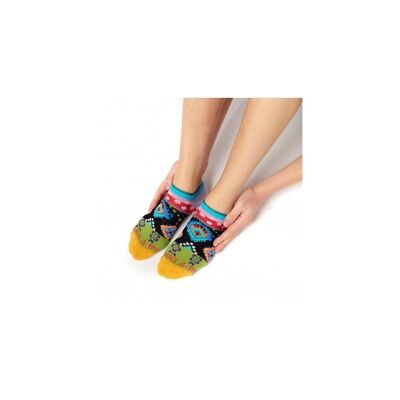 Ultra short ethno wild sock