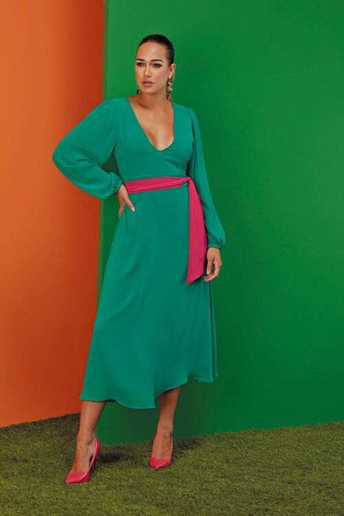 Abito in georgette chiffon con cintura a contrasto