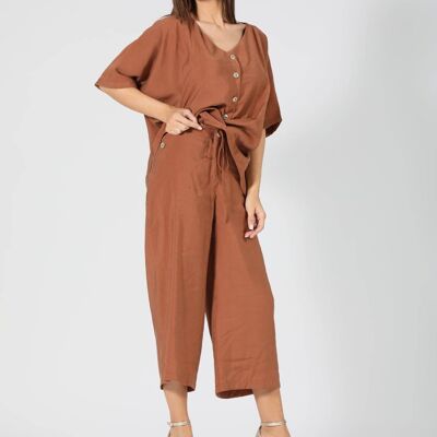 Gaucho trousers with buttons on pockets