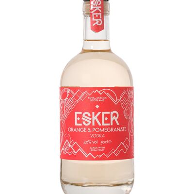 Vodka Esker Orange et Grenade. Vodka ultra douce de qualité supérieure avec de vrais fruits. Fabriqué en Ecosse
