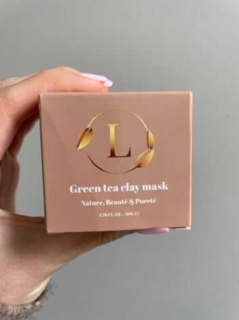 Masque visage à l'argile et au thé vert 4