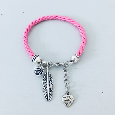 Bracelet rose avec pendentif plume, bijou, bijoux, bracelets, bracelet femme, bracelet rose, bracelet plume, bijou plume, cadeau de noel (SKU: PR-149)