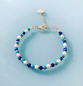 Bracelet Perles Lapis-lazuli, turquoises, howlites, bracelet femme gourmette pierres naturelles et perles Heishi or 24 k, bracelet doré (SKU: PR-157) 1