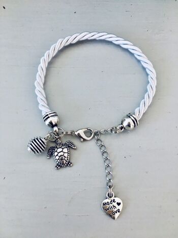 Bracelet femme gris argenté avec perle à parfumer et charm tortue, bijou tortue, bijoux, bracelet, bijou femme, cadeau de noel, idée cadeau (SKU: PR-218)