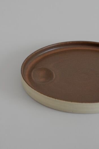 Assiette 20cm marron 6