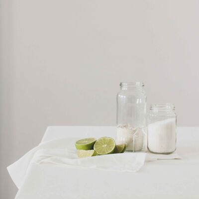 White Linen Tablecloth 149 x 180 cm
