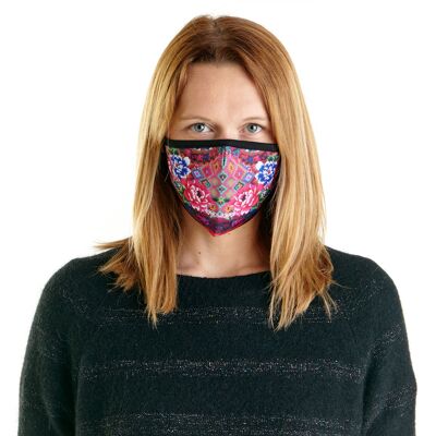 Máscara forrada para protección y fantasía.