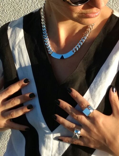 Silver onyx pyramid chain necklace