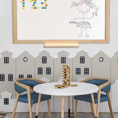 Magnetic whiteboard 80 x 60 cm with pine frame use with markers