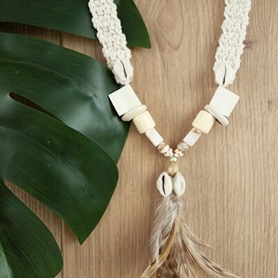 MAHE NECKLACE