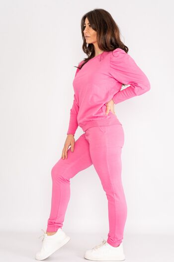 Ensemble loungewear fuchsia à épaules bouffantes 2