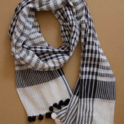 Long, hand-woven summer scarf made from organic cotton in black and white