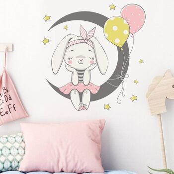 Sticker mural chambre fille Lapin assis sur la lune 5