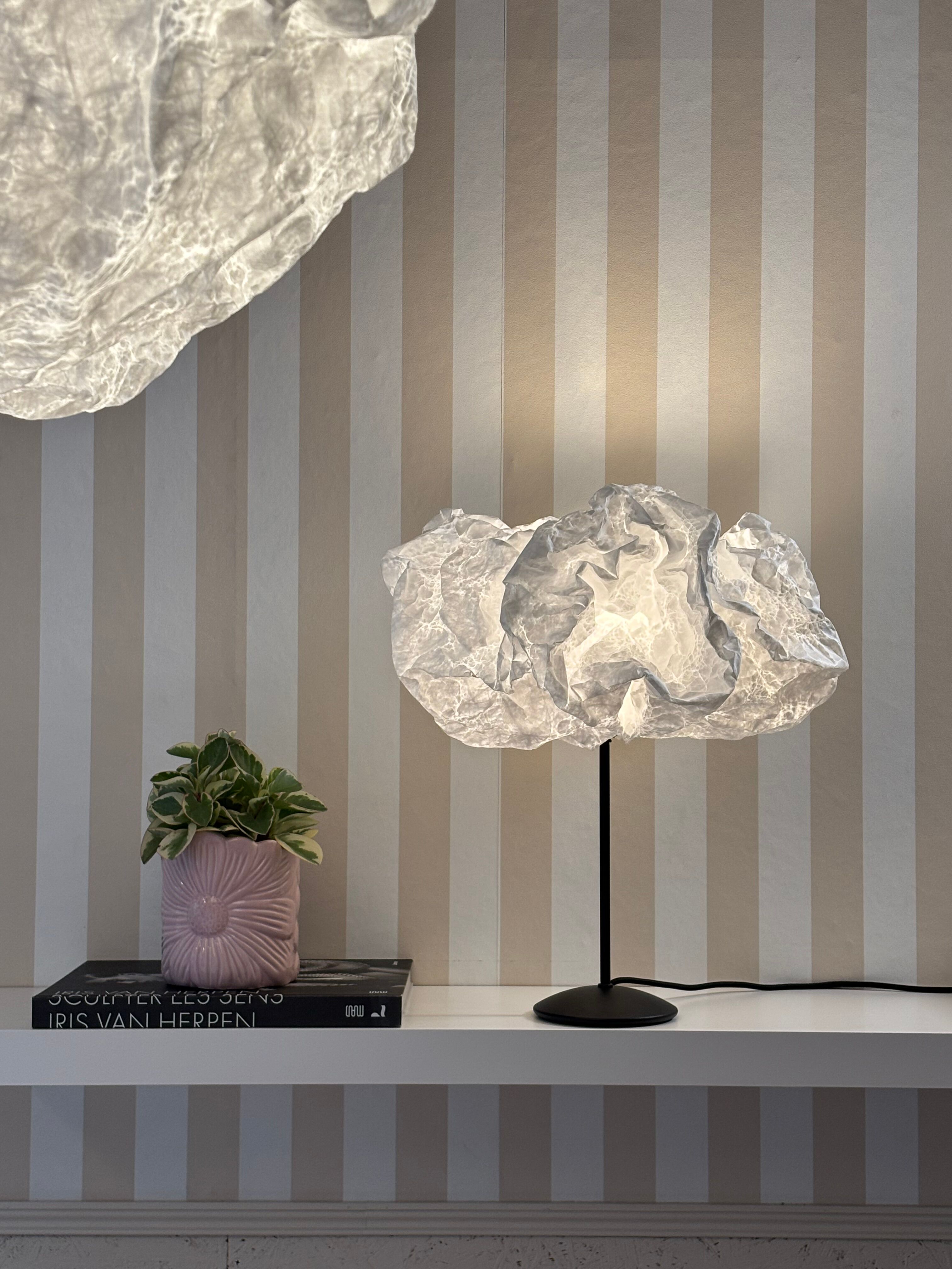 Illuminazione CLOUDY Lampada da tavolo